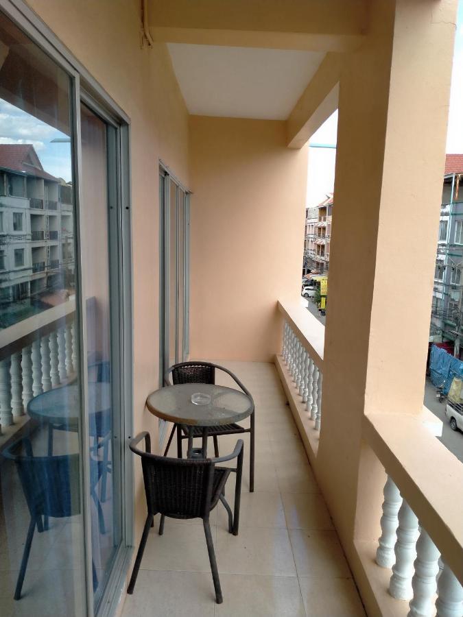 Welcome Lounge Apartment Джомтиен Бийч Екстериор снимка